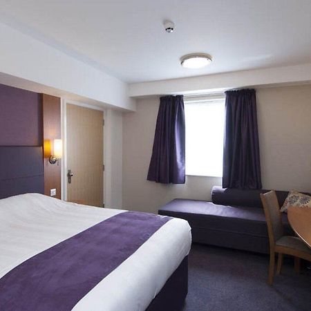 Premier Inn Μπρέντγουντ Εξωτερικό φωτογραφία