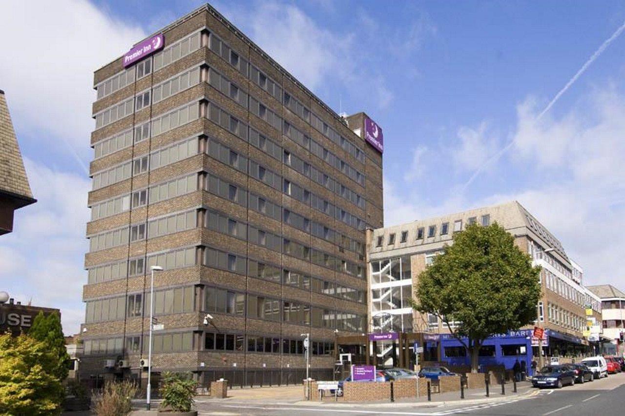 Premier Inn Μπρέντγουντ Εξωτερικό φωτογραφία