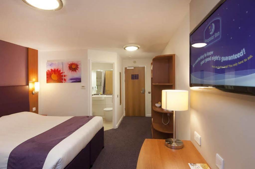 Premier Inn Μπρέντγουντ Εξωτερικό φωτογραφία