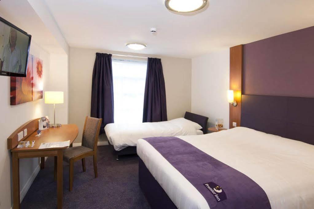 Premier Inn Μπρέντγουντ Εξωτερικό φωτογραφία